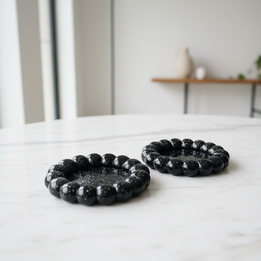 Bubbles Decorative Base | Speckled Black