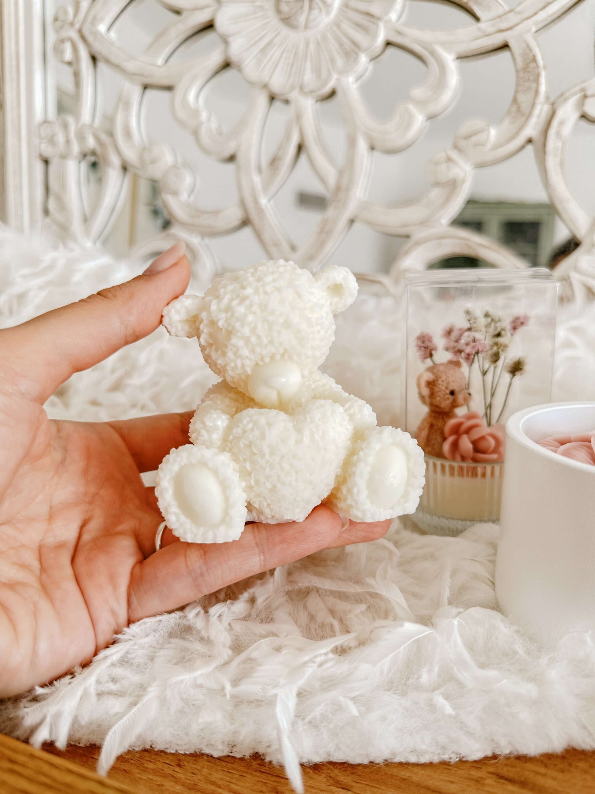 Vela lembrança ursinho em cera de soja, 75g. Para batizados e baby showers. Tsuki Studio.