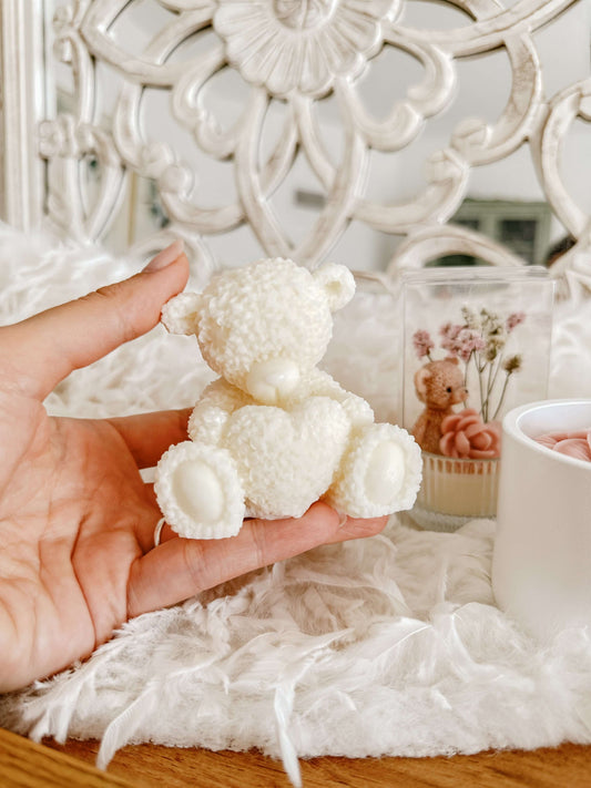Vela lembrança ursinho em cera de soja, 75g. Para batizados e baby showers. Tsuki Studio.