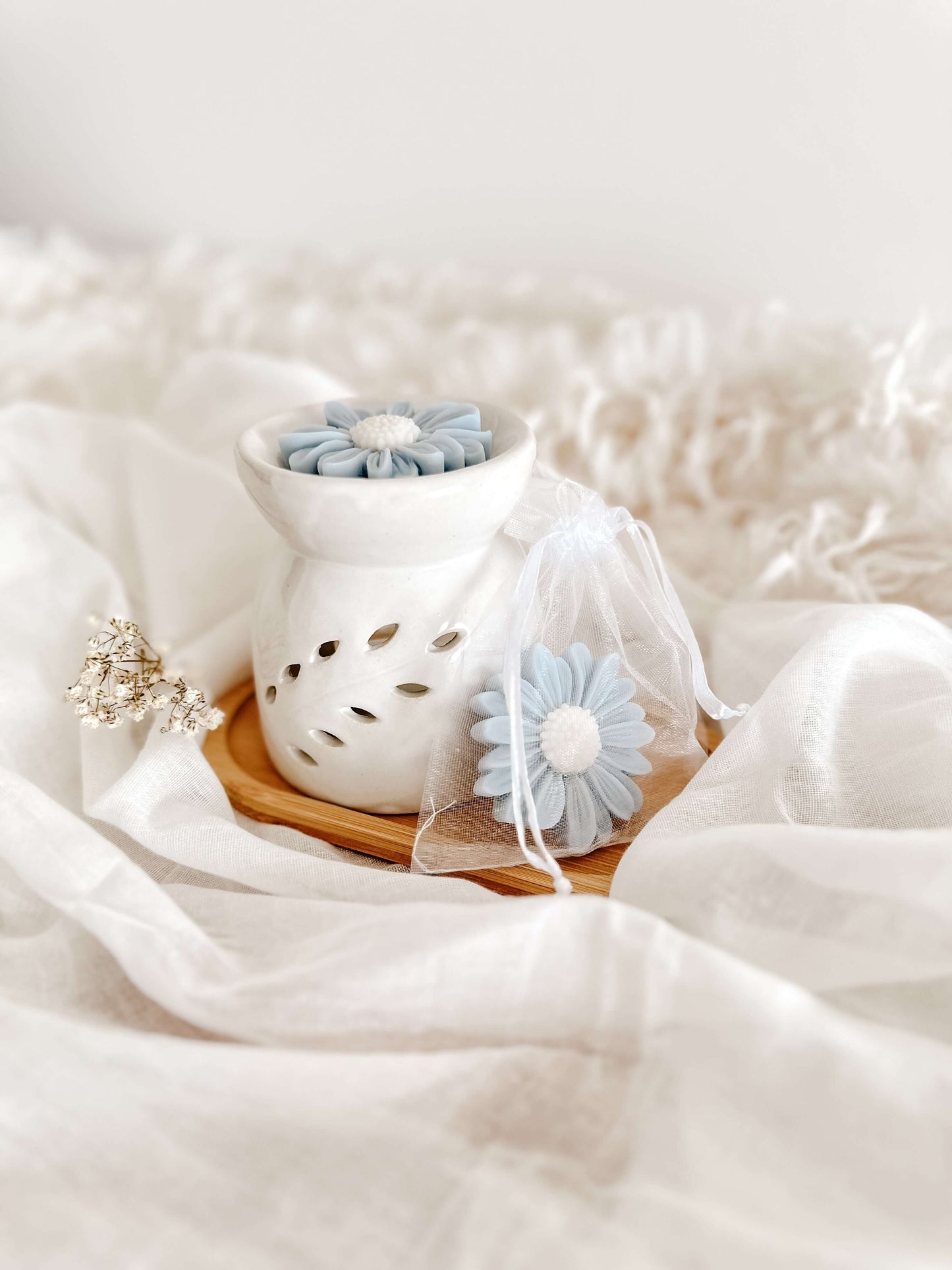 Kit Lembrança | Queimador de Cerâmica + Wax Melts Margarida | Casamentos & Batizados