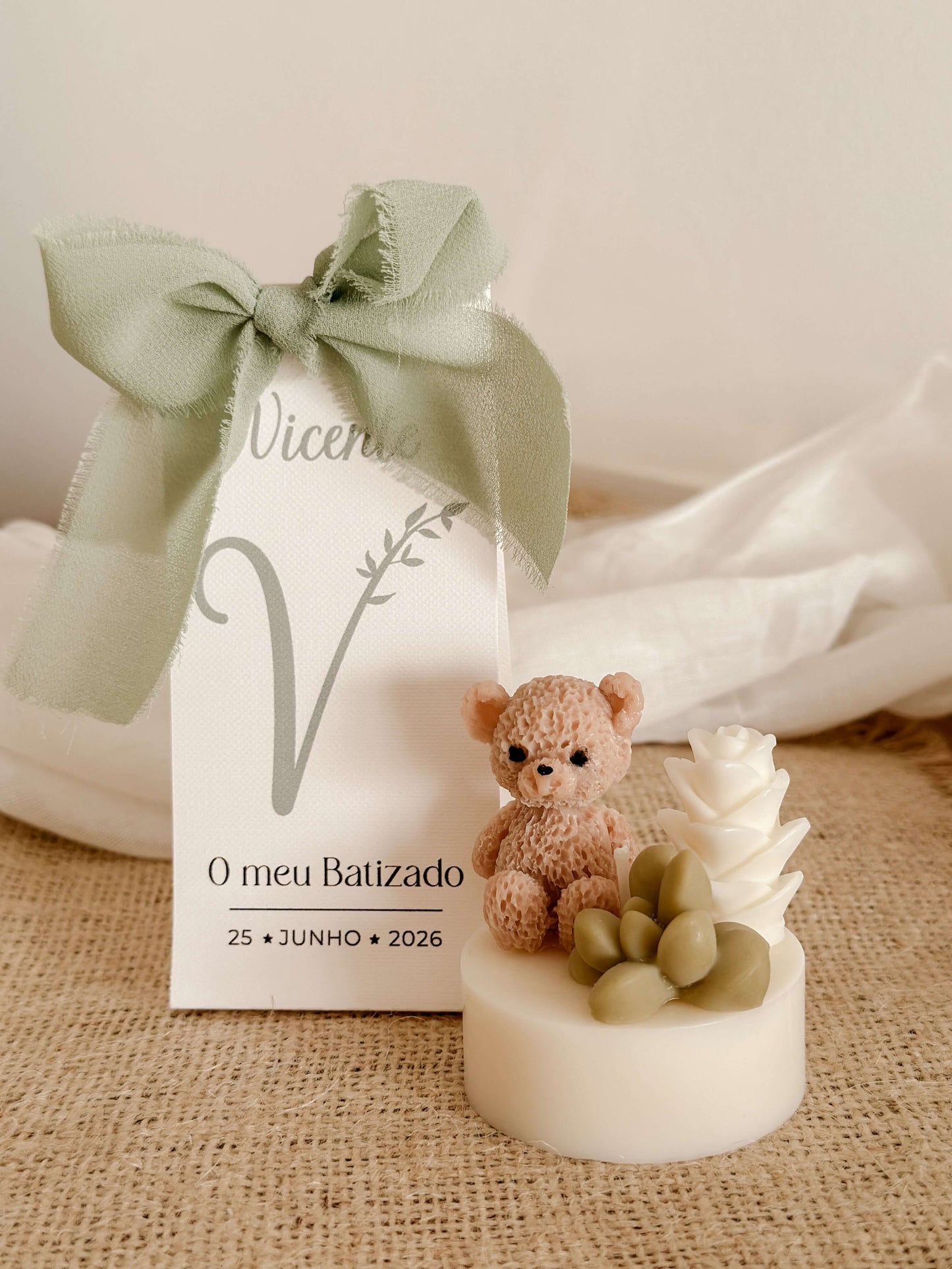 Mini Vela Ursinho & Cactus | Com Cartão Monograma | Batizados & Baby Shower