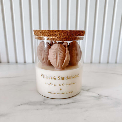 Botanical Candle | Beige Tulips | Vanilla & Sandalwood 400g